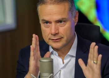 Governo prevê 15 leilões de transporte em 2025, diz Renan Filho