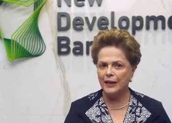 Dilma Rousseff é internada após quadro de neurite vestibular
