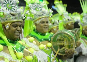 Carnaval deve movimentar R$ 5,5 bilhões na economia carioca