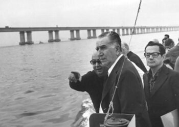 Ufes cassa títulos concedidos a Médici e Castelo Branco