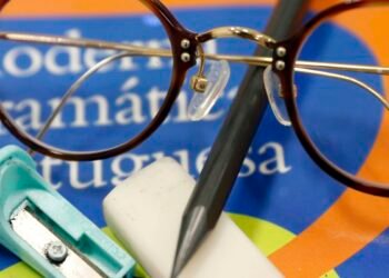 Saúde dos olhos de alunos pede atenção na volta às aulas