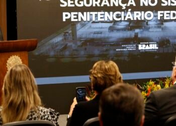 Ministro faz balanço sobre investimento em prisões de segurança máxima