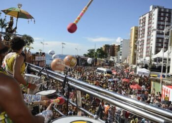 TV Brasil Internacional transmite carnaval para o público no exterior