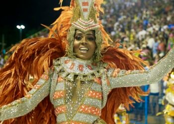 Rio inicia venda de ingressos populares para desfiles de carnaval