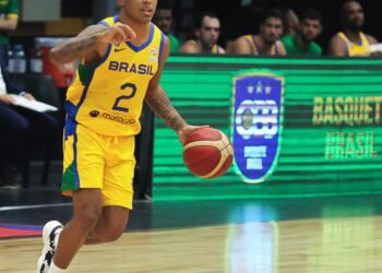 Brasil vence Uruguai e mantém 100% nas Eliminatórias para Americup