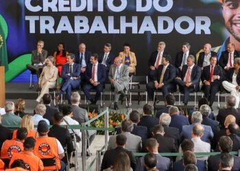 Lula autoriza uso do eSocial para ofertar consignado a empregados CLT