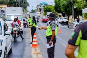 Simões Filho intensifica serviços de limpeza urbana e moradores aprovam ação – Prefeitura de Simões Filho