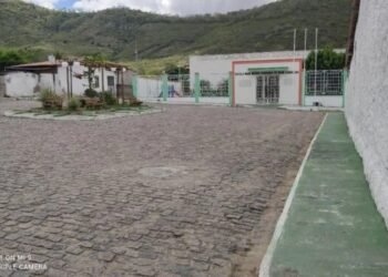 Serra Preta: Secretaria de Educação tenta explicar fiasco no setor