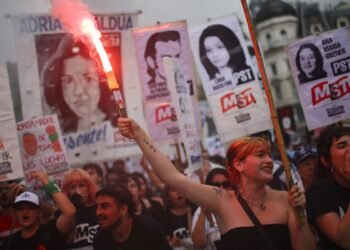 Milhares vão às ruas na Argentina no Dia da Memória, Verdade e Justiça