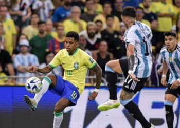 Cheio de desfalques, Brasil visita Argentina pelas Eliminatórias