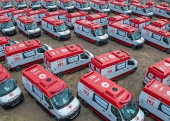 Governo entrega 156 novas ambulâncias para a frota do Samu