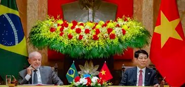 Presidente da República, Luiz Inácio Lula da Silva, durante cerimônia de Assinatura de Atos.
Palácio Presidencial - Hanói - Vietnã.

Foto: Ricardo Stuckert / PR