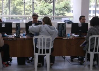 Consumidor poderá negociar dívidas em mutirão com 160 instituições