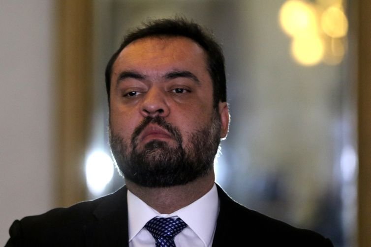 Tânia Rêgo/Agência Brasil Rio de Janeiro (RJ), 06/10/2023 - O secretário-executivo do ministério da Justiça e Segurança Pública, Ricardo Cappelli, e o governador do Rio de Janeiro, Claudio Castro, falam com a imprensa após reunião no Palácio Guanabara. Foto:Tânia Rêgo/Agência Brasil