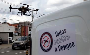 Paulo Pinto/Agência Brasil São Paulo (SP) 05/03/2024 - Agentes de saude da cidade de São Paulo em ação com drone em prédios abandonados, à procura de focos do mosquito transmissor. Foto: Paulo Pinto/Agência Brasil