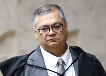 Dino mantém teto de preços dos serviços funerários em São Paulo