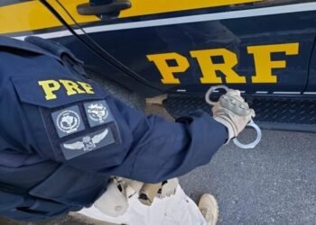 Procurado pelo não pagamento de pensão é detido pela PRF na Bahia