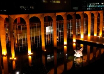 Lula viaja ao Japão para discutir acordo com Mercosul e carne bovina