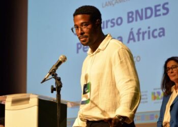 Arquiteto negro 1º colocado geral no BNDES defende cota em concursos