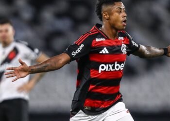 Carioca: Bruno Henrique decide e Fla sai na frente por vaga na final