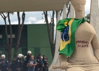 Mulher que pichou “Perdeu, mané” pede perdão em depoimento ao STF