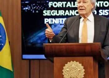 Governo fecha texto da PEC da Segurança para enviar ao Congresso