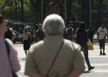Letalidade por vírus respiratório em idosos chega a 25% em dez anos