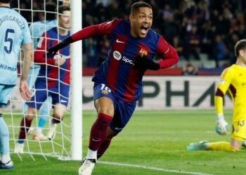 Palmeiras anuncia acerto com o atacante Vitor Roque