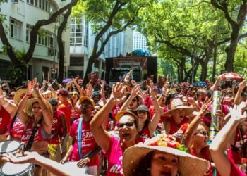 Mulheres ritmistas enfrentam preconceito como principal desafio