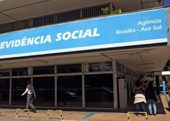 Governo retoma bônus de produtividade para reduzir filas do INSS