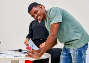 Prefeitura certifica jovens e adultos em cursos técnicos – Prefeitura Municipal de Candeias.