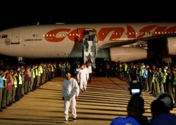 Suprema Corte impede Trump de usar Lei de Inimigos para deportações