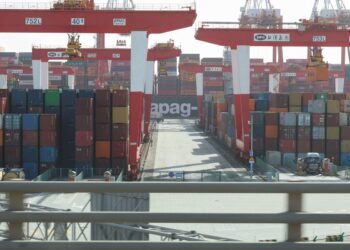 EUA vão taxar produtos da China em 104% a partir desta quarta