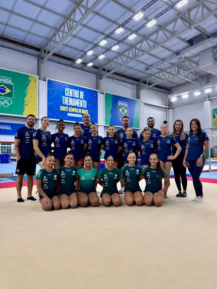 delegação brasileira feminina de ginástica artística - embarque para disputa do 16º Troféu Cidade de Jesolo (Itália) - abril/2025
