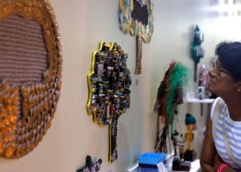 Feira de artesãos mira profissionalização e não vê IA como adversária