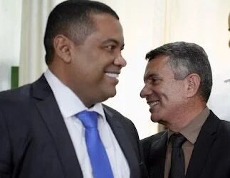 Justiça Eleitoral cassa mandado de prefeito e vice de cidade baiana