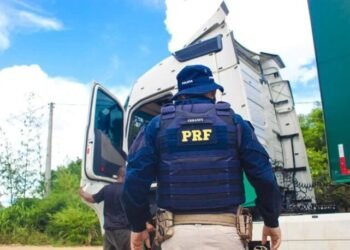 PRF apreende mais de 210 comprimidos de anfetamina na Bahia