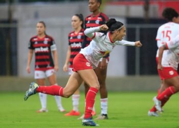 Bragantino bate Flamengo e quebra sequência de três jogos sem vitória