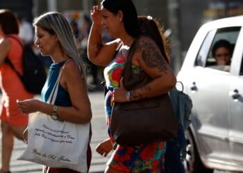 Rio tem dia de calor e espera chuva muito forte na sexta e no sábado