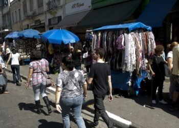 Ipea: aumento do trabalho informal está ligado à baixa fiscalização