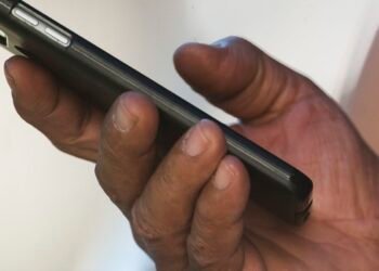 Anatel: nove em cada dez brasileiros têm acesso à telefone celular