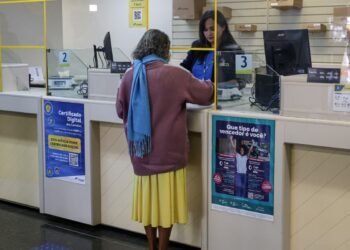 Mais de 60 mil vítimas de fraude no INSS foram atendidas nos Correios