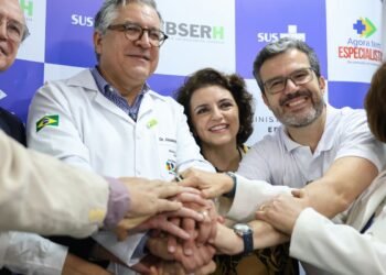 Padilha participa de 1º mutirão de cirurgias para reduzir fila do SUS