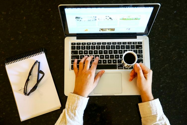 Teletrabalho, home office ou trabalho remoto.