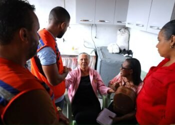 Defesa Civil interdita 9 casas após deslizamento de terra – Prefeitura Municipal de Candeias.