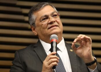 Ministro do STF diz ter recebido mensagem com ameaças e ofensas