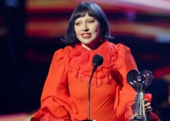 Lady Gaga: Bombeiros pedem que público não entre no mar à noite