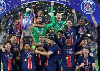 Volta por cima e título inédito: PSG é o novo dono do futebol europeu