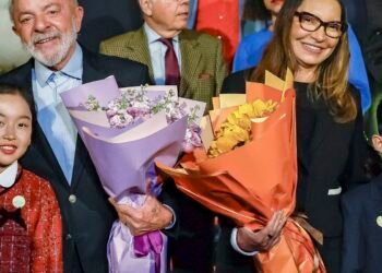 Lula se reúne com empresários chineses em Pequim