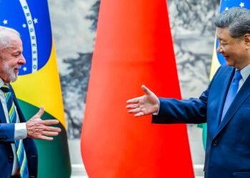 Brasil e China fazem declarações conjuntas sobre temas globais